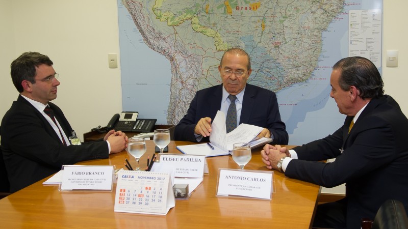 Na Capital Federal, Branco reuniu-se com o Ministro-chefe da Casa Civil, Eliseu Padilha, e também esteve na sede da Aneel