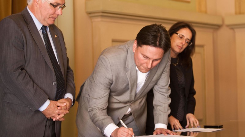 08-11-2013-Legislação é resultado do diálogo entre Governo e movimentos sociais