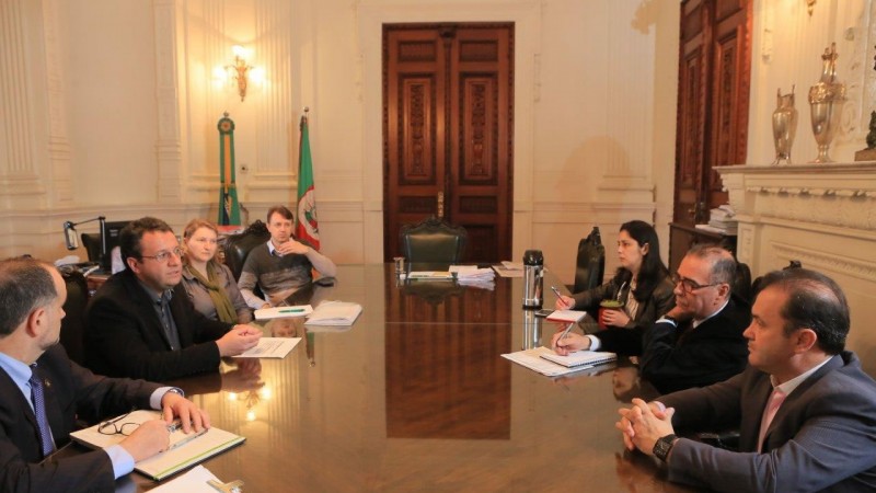 22-10-2015-Secretário de Saúde municipal esteve em Porto Alegre