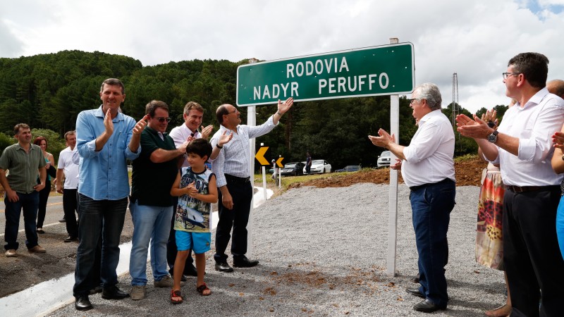Novo nome da ERS 355 é rodovia Nadyr Peruffo em homenagem ao ex prefeito de Veranópolis falecido em 2015
