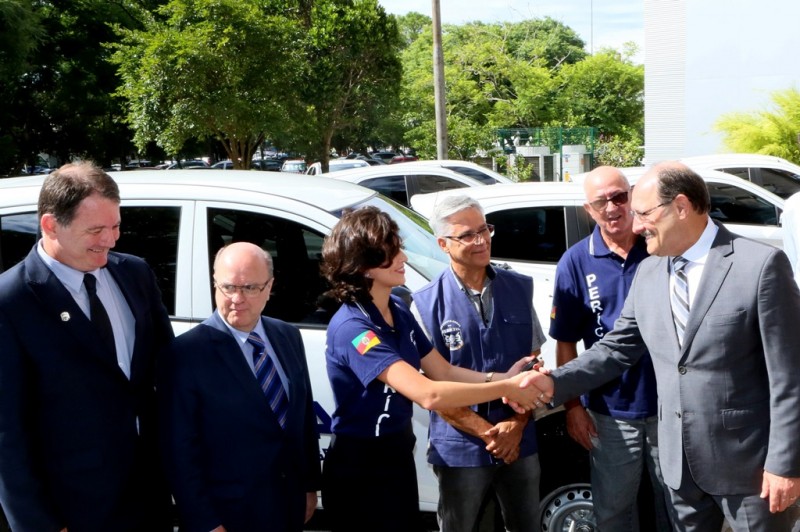 IGP de Caxias recebe três novas viaturas do Governo do Estado