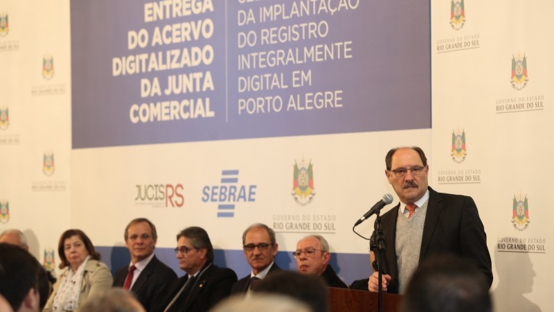 “É uma das ações que fazem parte do pilar de modernização do Estado e do serviço público”, afirmou Sartori