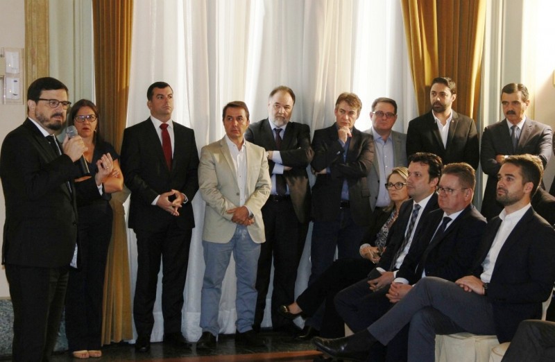O secretário-chefe da Casa Civil, Otomar Vivian, participou do evento ao lado de colegas de secretariado e deputados estaduais.