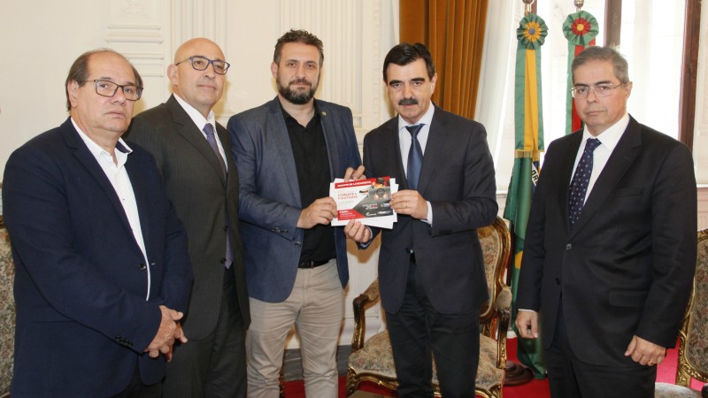 Convite de reinstalação da Frente Parlamentar de Combate à Pirataria