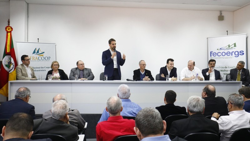 Projeto lançado pelo governador prevê, entre outras melhorias, transformação da rede para trifásica