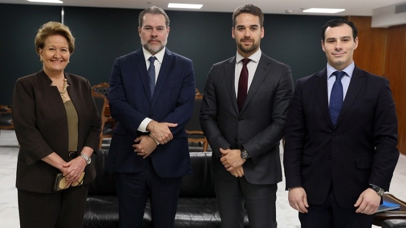 Secretária Ana Amélia, ministro Dias Toffoli, governador Leite e procurador-geral Eduardo Costa: reunião no STF